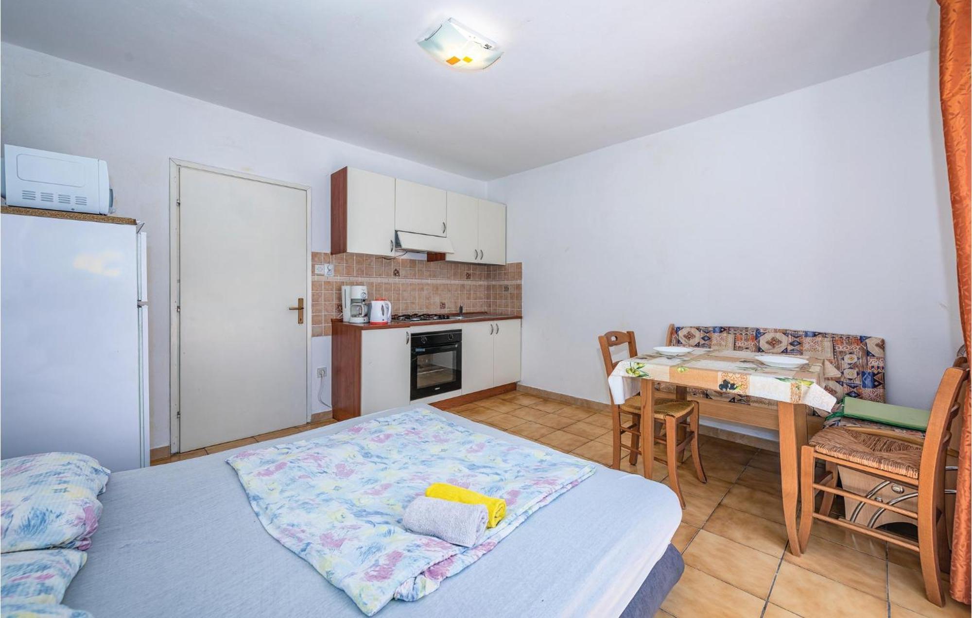Amazing Apartment In Rovinj With Wifi Exterior foto