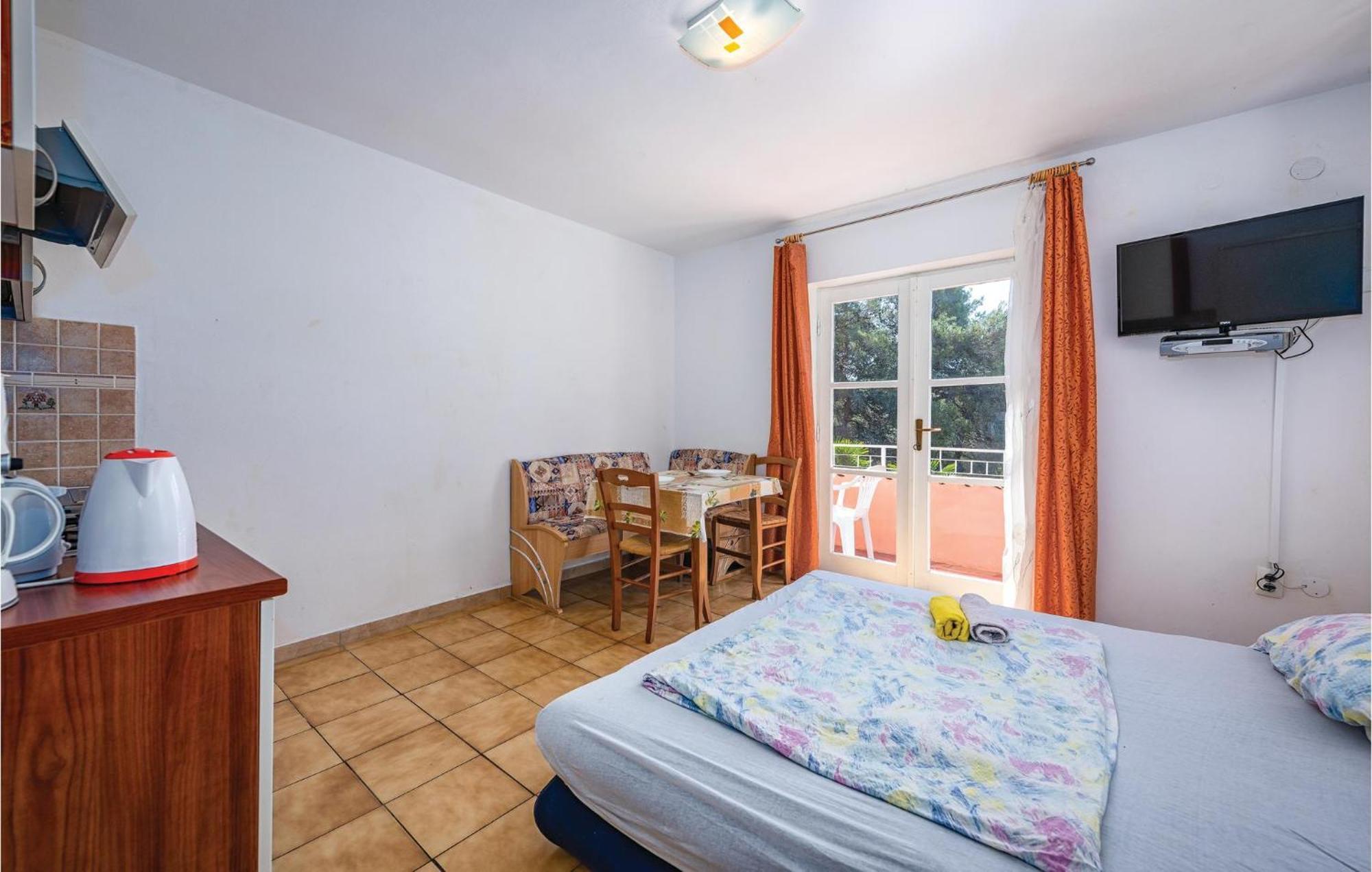 Amazing Apartment In Rovinj With Wifi Exterior foto