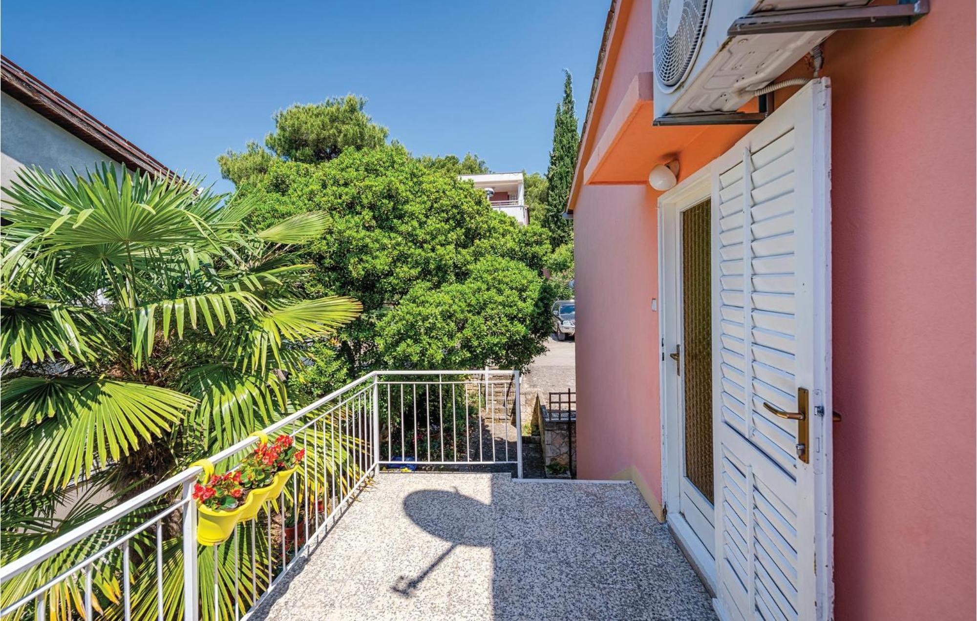 Amazing Apartment In Rovinj With Wifi Exterior foto