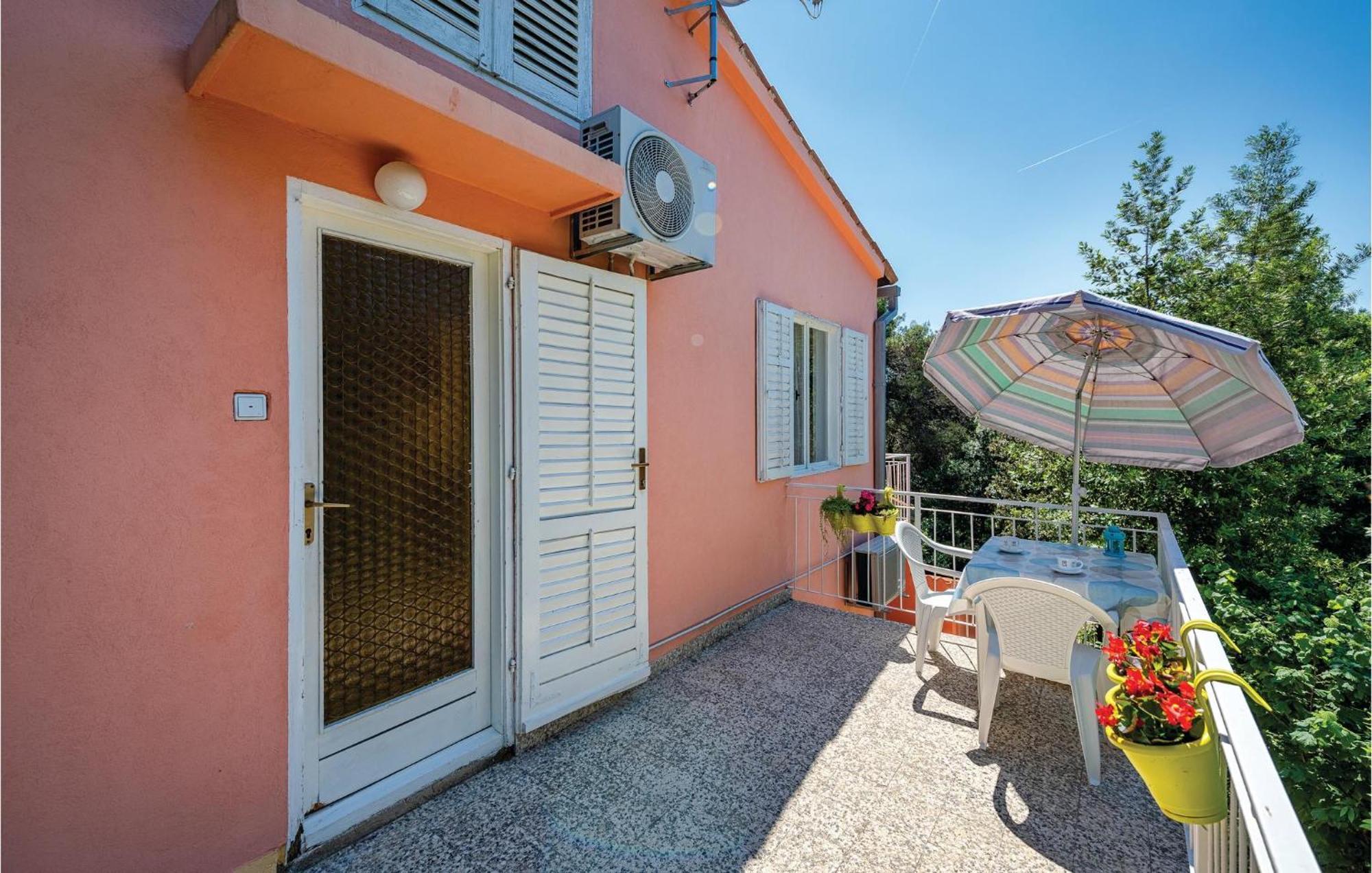 Amazing Apartment In Rovinj With Wifi Exterior foto